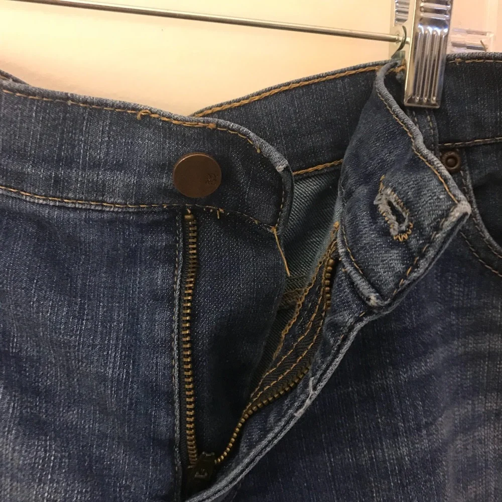 Women’s Denim Shorts - Picture 4 of 4